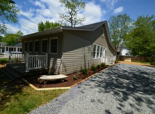 1194 Grove Ave, Shady Side, MD 20764