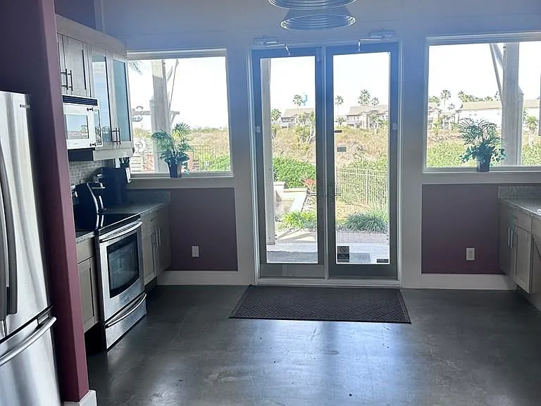 154 Oleander Dr — Photo 11
