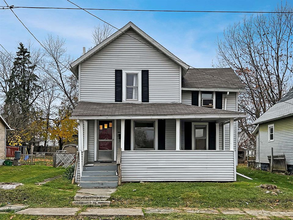 1st image of 1208 Elm St