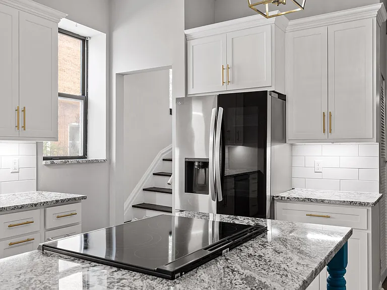 4330 W Pine Blvd — Photo 23