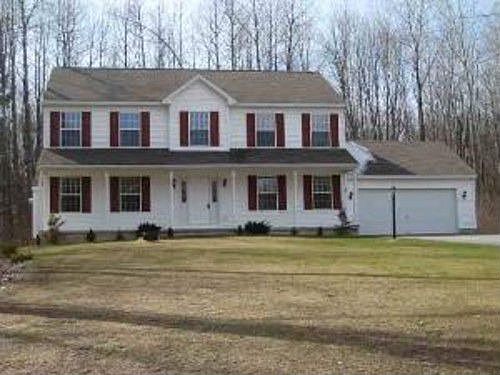 1st image of 11 White Birch Ln