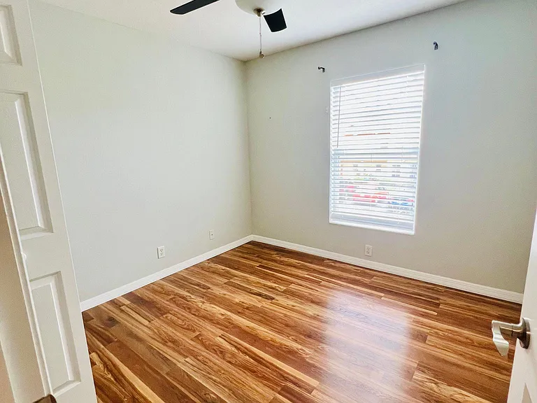 3857 Island Way — Photo 29