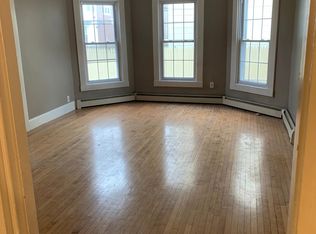 219 Purchase St APT 1, Fall River, MA 02720