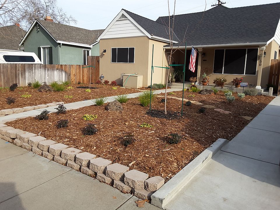 1st image of 2156 Oakmont St
