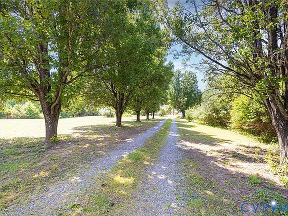 2nd image of 18337 Mabelton Rd