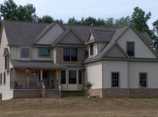 9596 Brandi Ln, Fowlerville, MI 48836