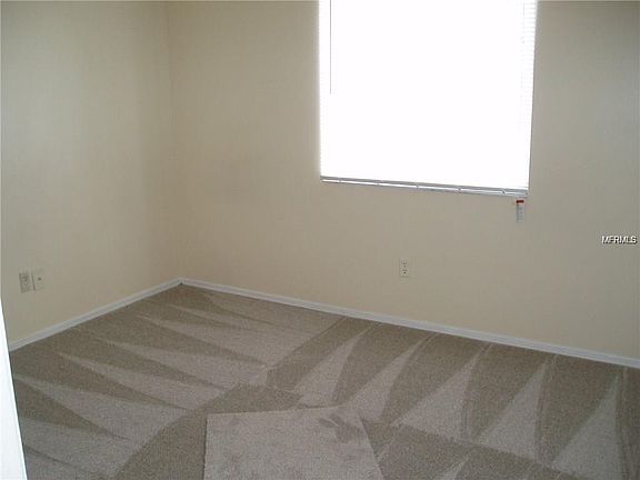 5th image of 187 Coralwood Cir