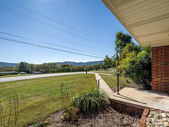 4th image of 2106 Enon Rd