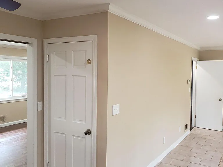 971 Gresham Ave SE — Photo 16