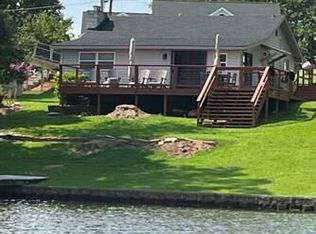 221 Bluff Rd, Greenwood, SC 29649