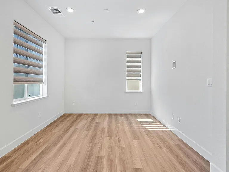 2943 Neil Jerome Dr #2 — Photo 5
