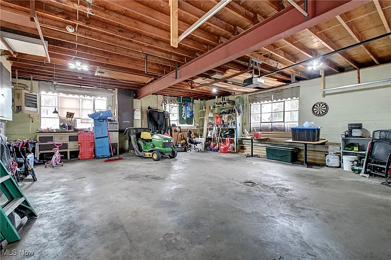 Thumbnail 16