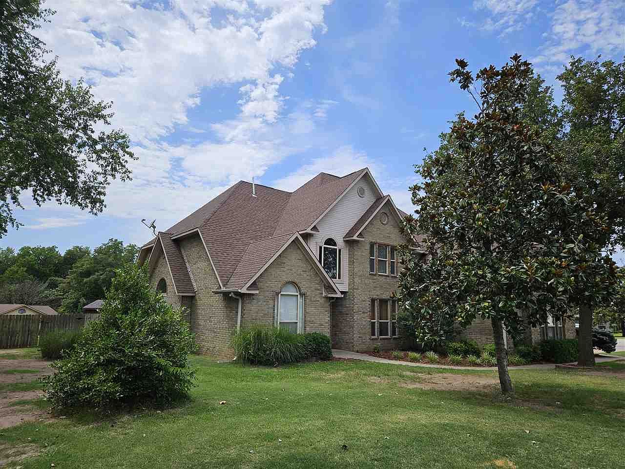 200 Hanna Dr, Ponca City, OK 74604 Zillow