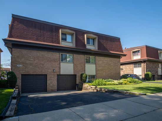 1243 E Washington St APT C203, Des Plaines, IL 60016