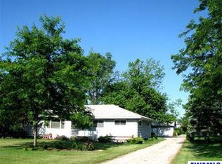 4111 Fahlsing Rd, Woodburn, IN 46797