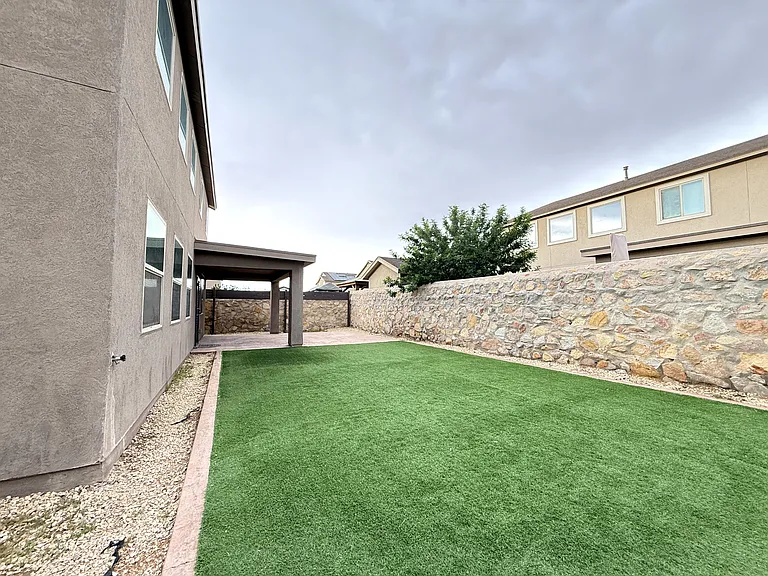 1028 Flyer Pl — Photo 56