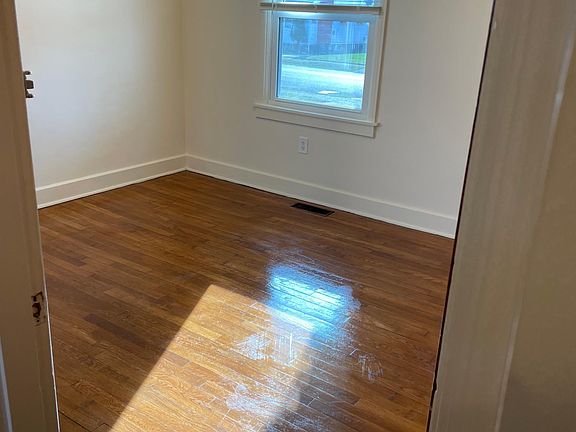 4th image of 337 Northwood Dr