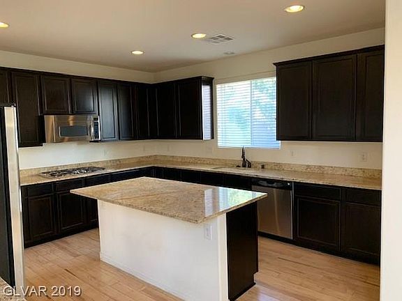 5th image of 6073 Moonlight Beach St