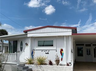 121 Overland Trl, North Fort Myers, FL 33917