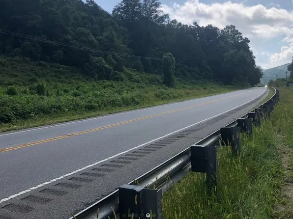 64 West Hwy, Hayesville, NC 28904