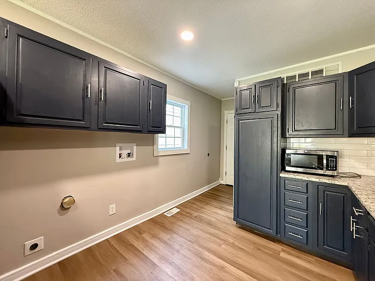 633 N Atherton St — Photo 14