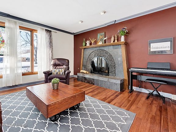 2nd image of 17953 Highland Ave