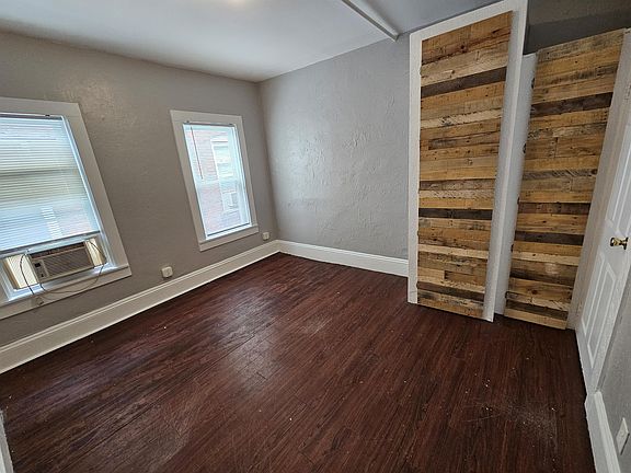 3rd image of 197 N Main St #11075033