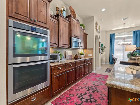 638 Cambridge Dr, New Braunfels, TX 78132