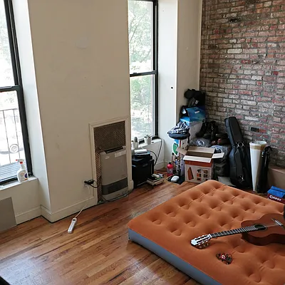 Rented by Nooklyn NYC LLC | media 2