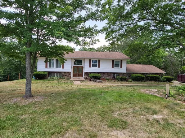 9162 Ridge Rd, Dittmer, MO 63023