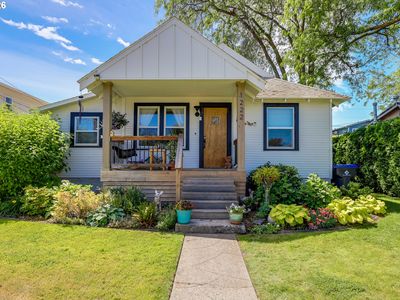 1222 E 8th St, The Dalles, OR, 97058