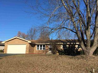 3244 Shelburne Dr, Rockford, IL 61109