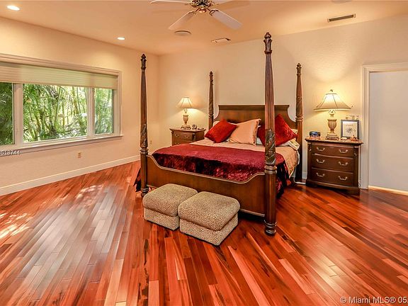 5th image of 5740 Olivos Dr