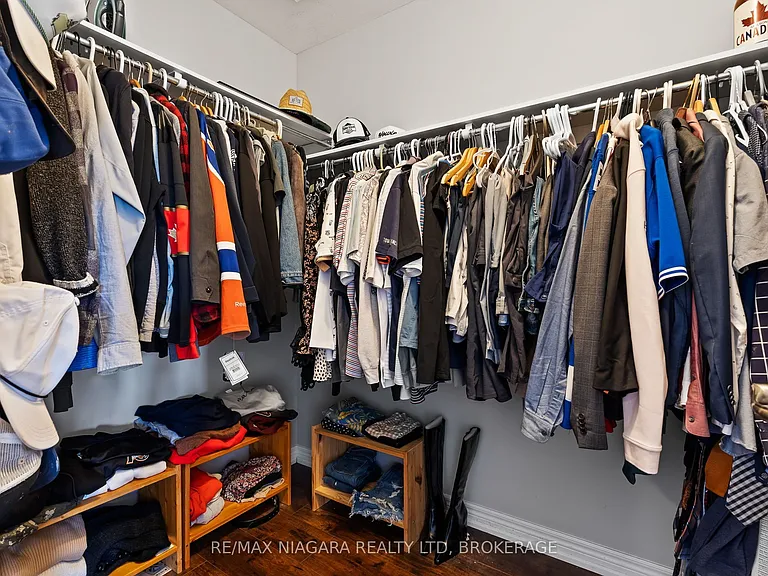 7 Riley Ave — Photo 20