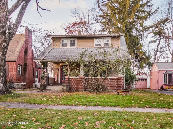 734 Bryant St, Stroudsburg, PA 18360