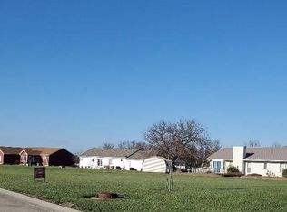 1208 Chelsea Ln, Olney, IL 62450