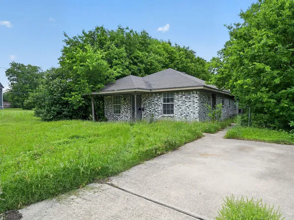 1003 S 4th St, Temple, TX 76504