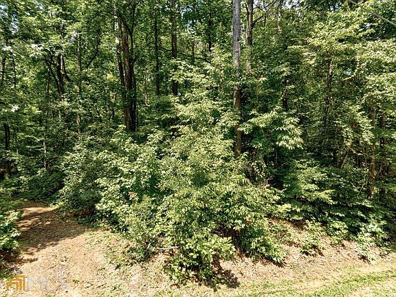 2nd image of 240 Teepee Trl