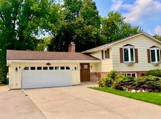 7740 47 1/2 Pl N, New Hope, MN 55428