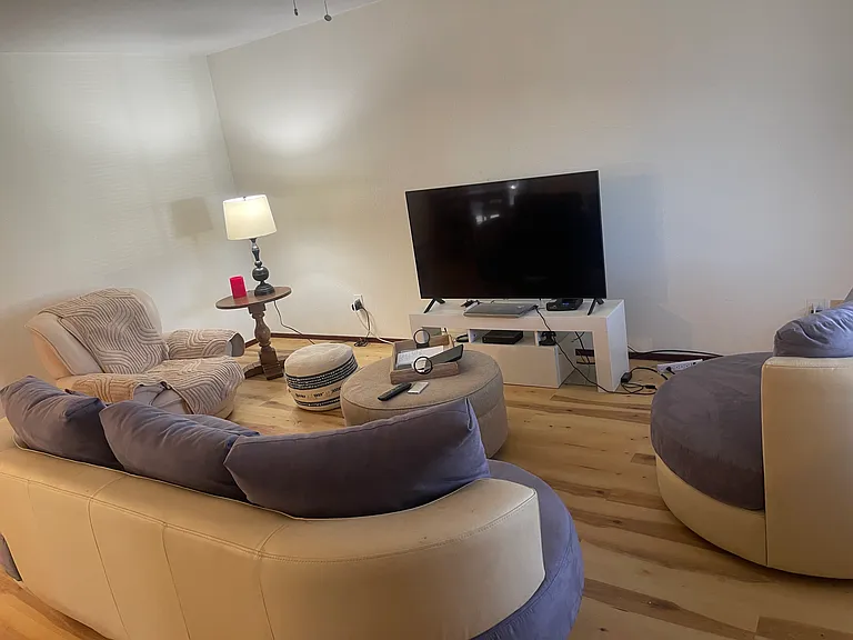 817 Madsen Dr — Photo 7