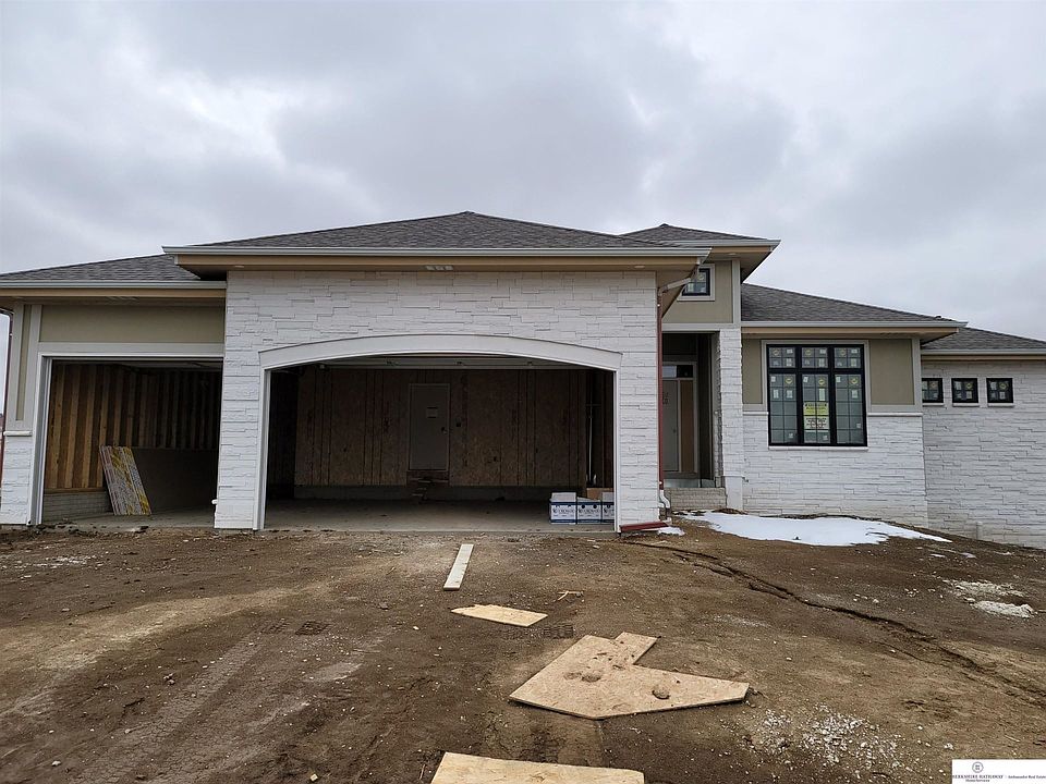 1st image of 12702 S 74th St