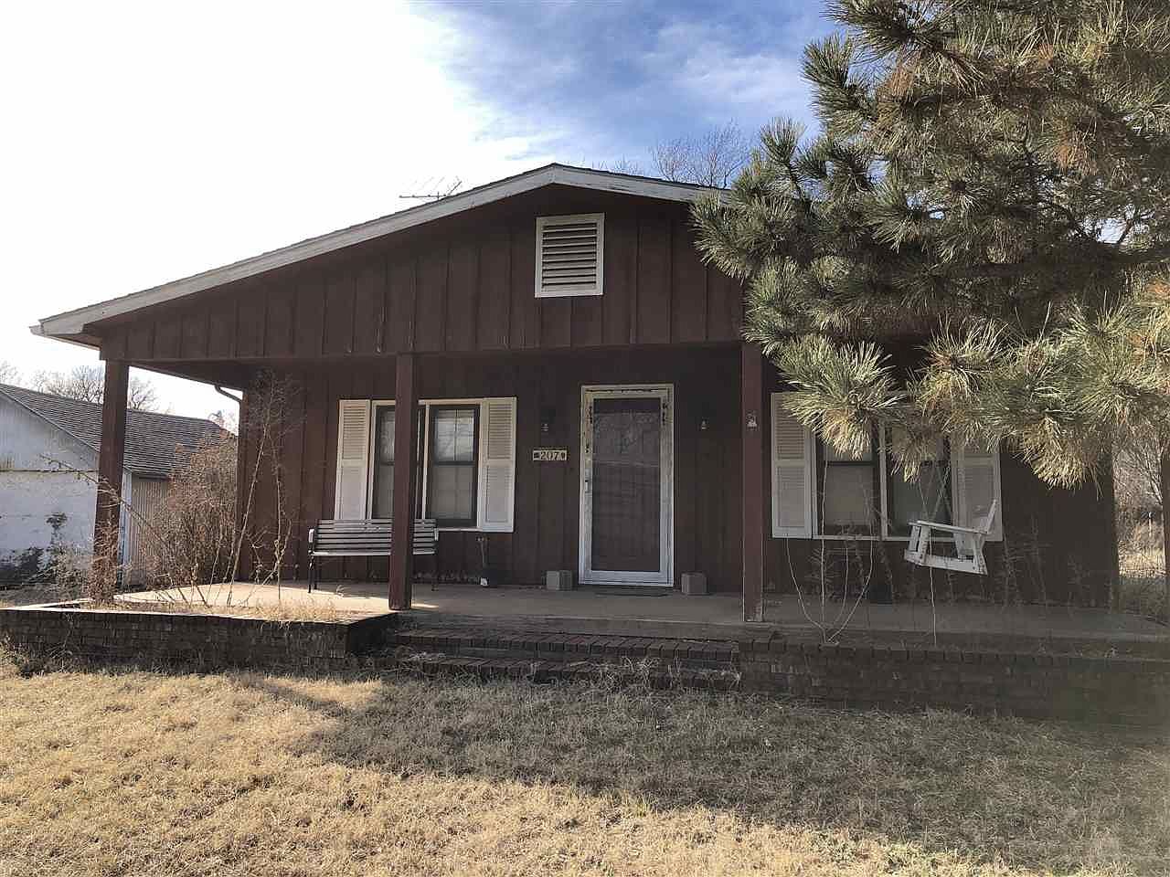 207 N Adams St, Milan, KS 67105 Zillow