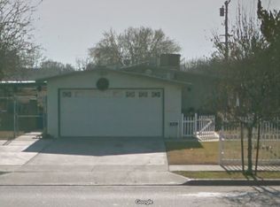 931 W Grangeville Blvd, Hanford, CA 93230
