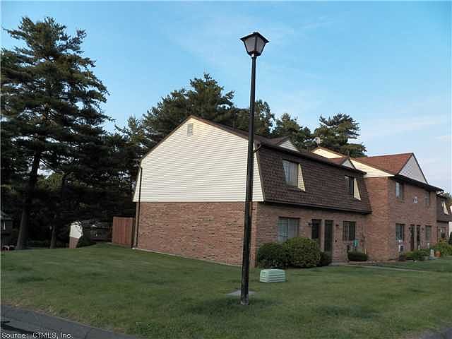 2nd image of 143 Pine Hill Rd Unit 22E