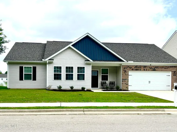 215 Lake Tyler Drive, New Bern, NC 28560