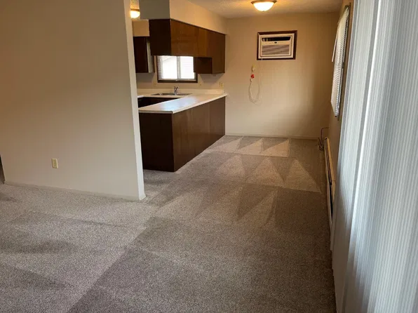 5000 W 45th St APT 4, Sioux Falls, SD 57106