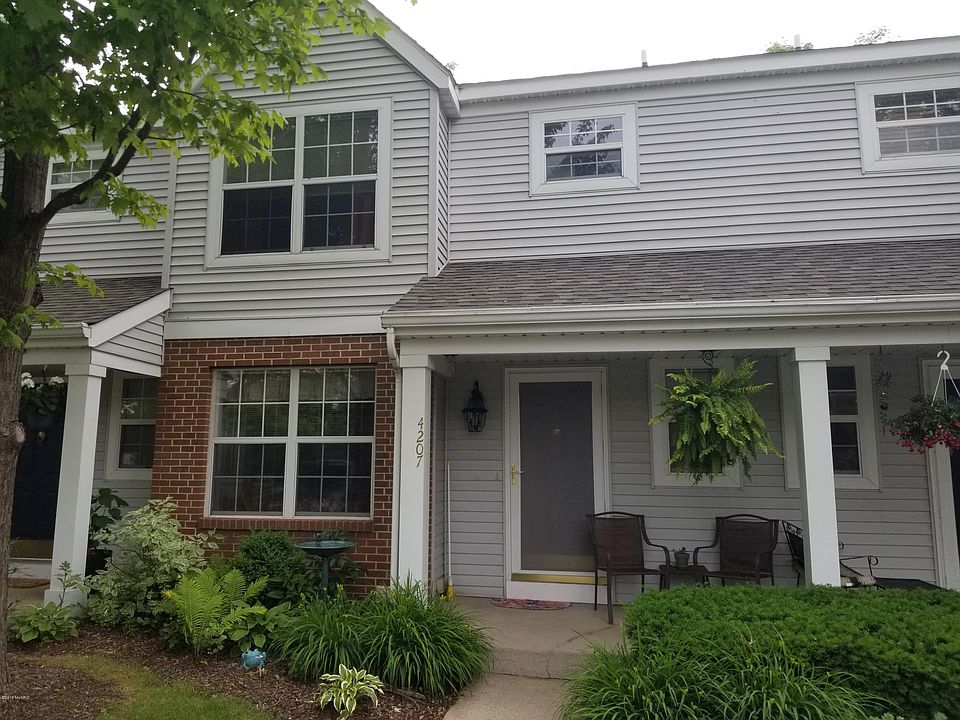 1st image of 4207 Sawkaw Dr NE #14