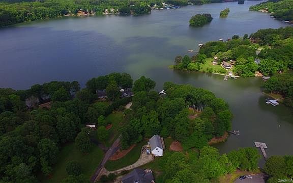 4th image of 135 Sunset View Ln