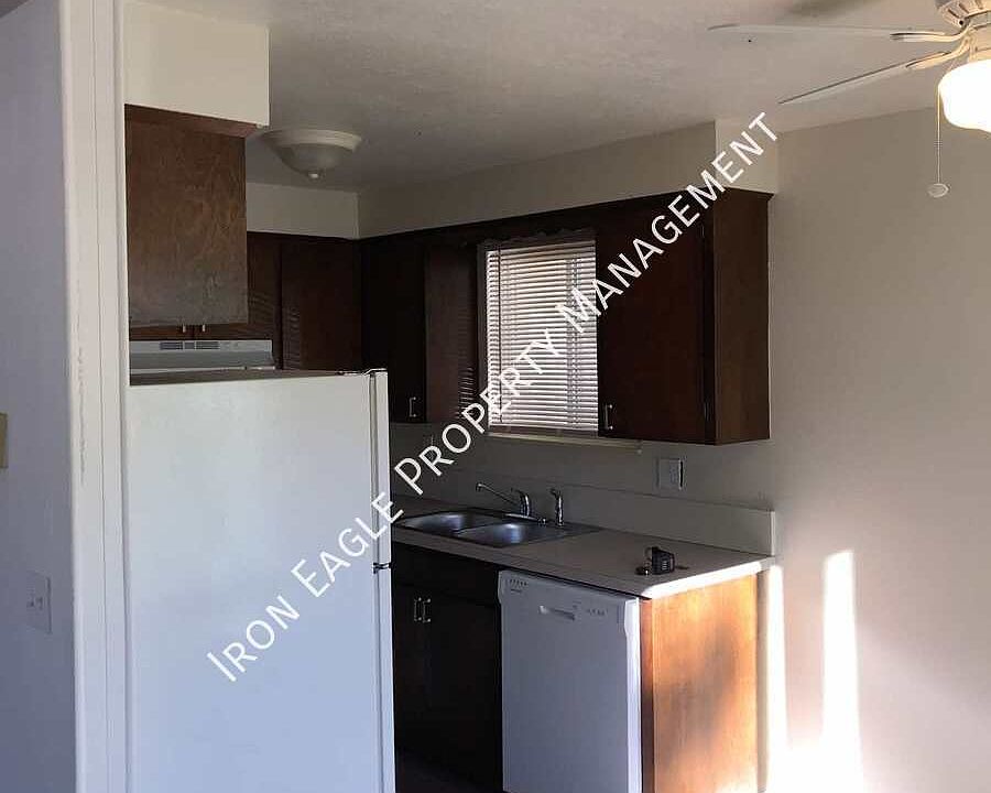 1st image of 326 W Idaho Ave #B