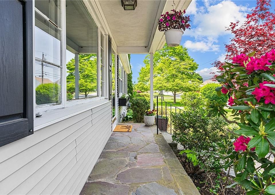 56 Fatima Dr, Bristol, RI 02809 Zillow